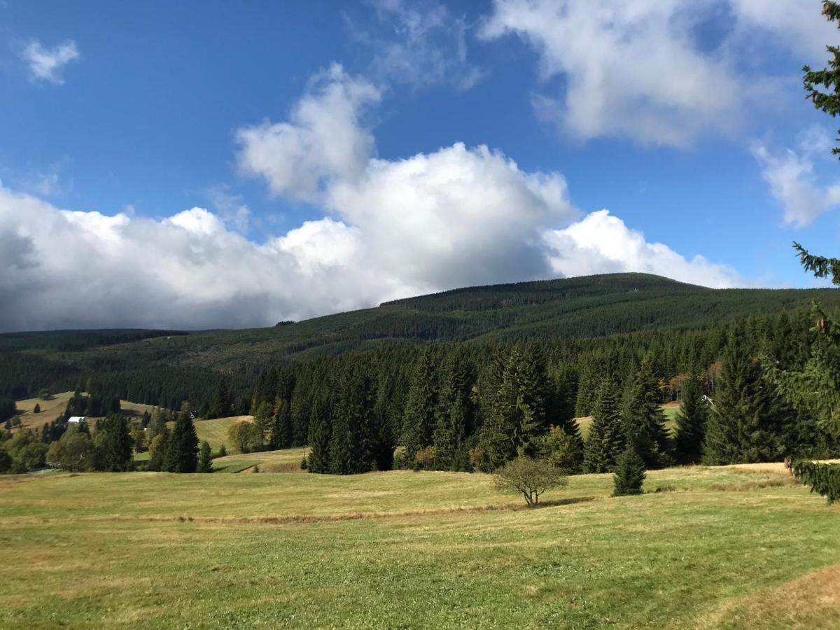 Roubenka Adel Villa Vrchlabi Bagian luar foto
