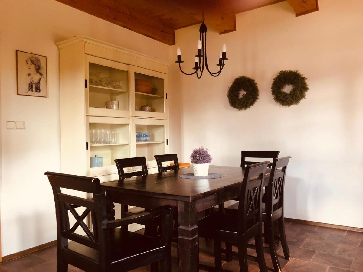 Roubenka Adel Villa Vrchlabi Bagian luar foto
